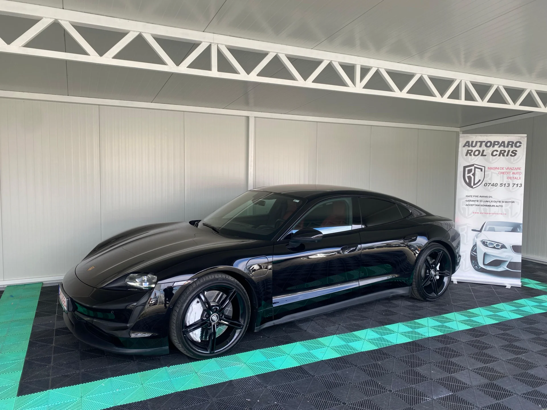 Porsche Taycan 4S