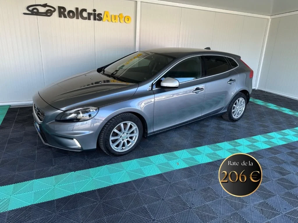 Volvo V40 Volvo V40